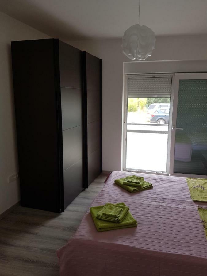 Apartments Nogic Перой Экстерьер фото
