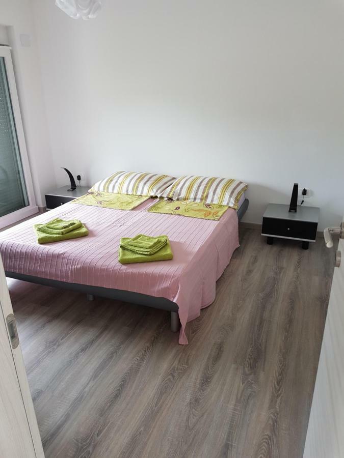 Apartments Nogic Перой Экстерьер фото