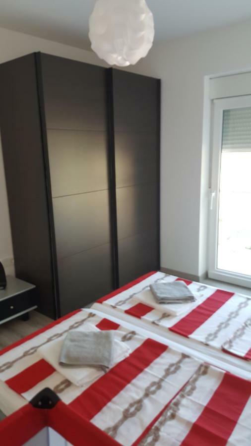 Apartments Nogic Перой Экстерьер фото