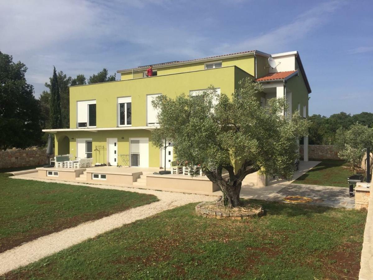 Apartments Nogic Перой Экстерьер фото