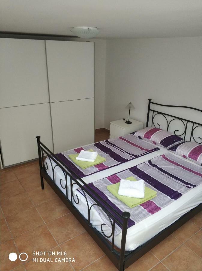 Apartments Nogic Перой Экстерьер фото